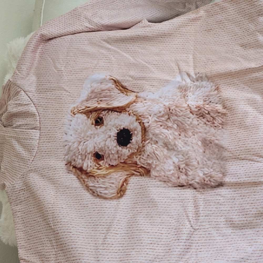 Illusion Sweater. Pink Plush Sweater. Dog Print - 3D Camera Effect